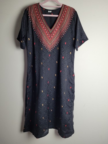Black paisley indian short - black,
