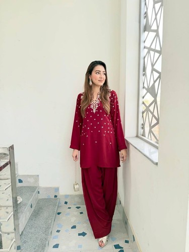Indian red embellished kurta - red,